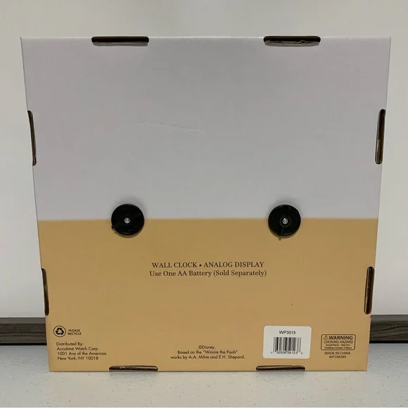 Disney Winnie The Pooh Analog Wall Clock-NIB - Picture 2 of 5